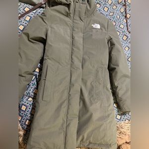 Arctic Down Parka - Women's